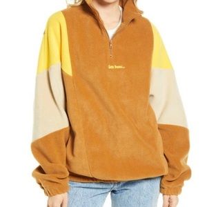 Colorblock half zip fleece pullover by IETS FRANS